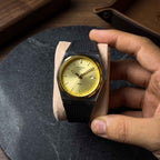 Premium Men's Watch with Rubber Strap & Date Display