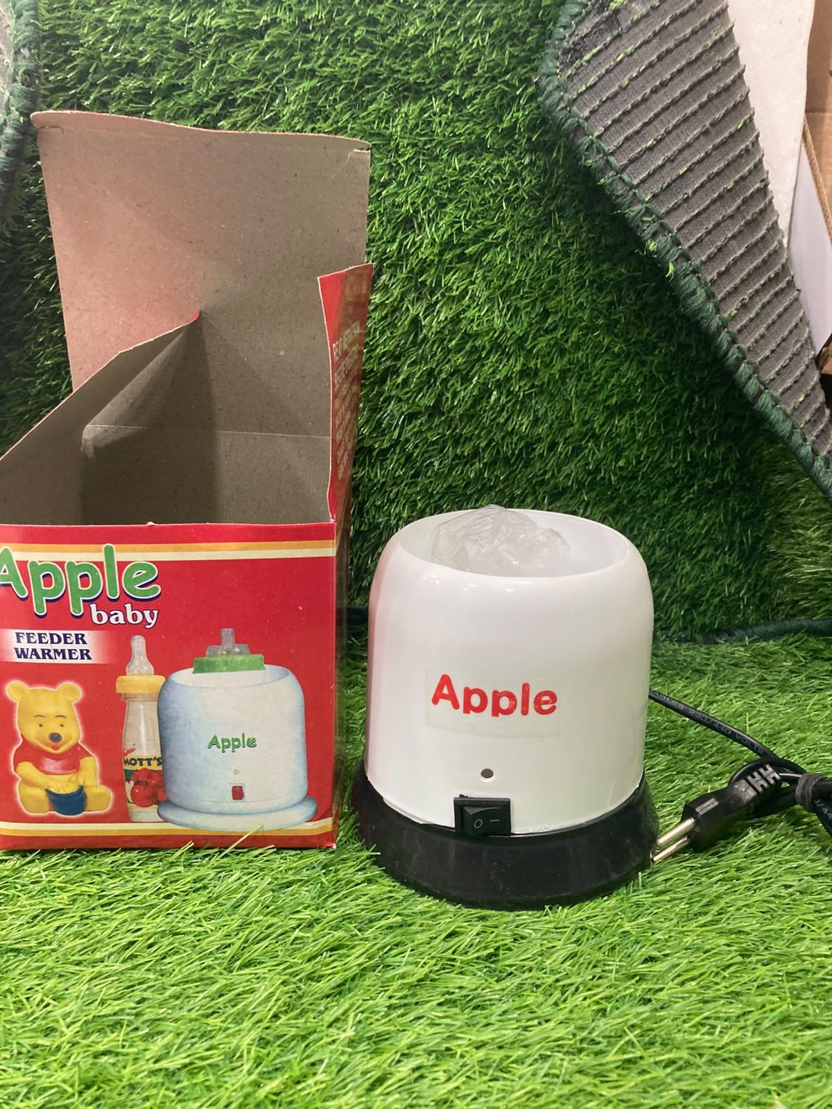 Apple Baby Bottle Warmer – Portable & Safe Milk Warmer