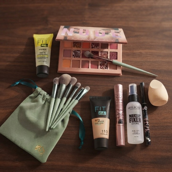 9 Pcs Make-Up Deal Complete Set