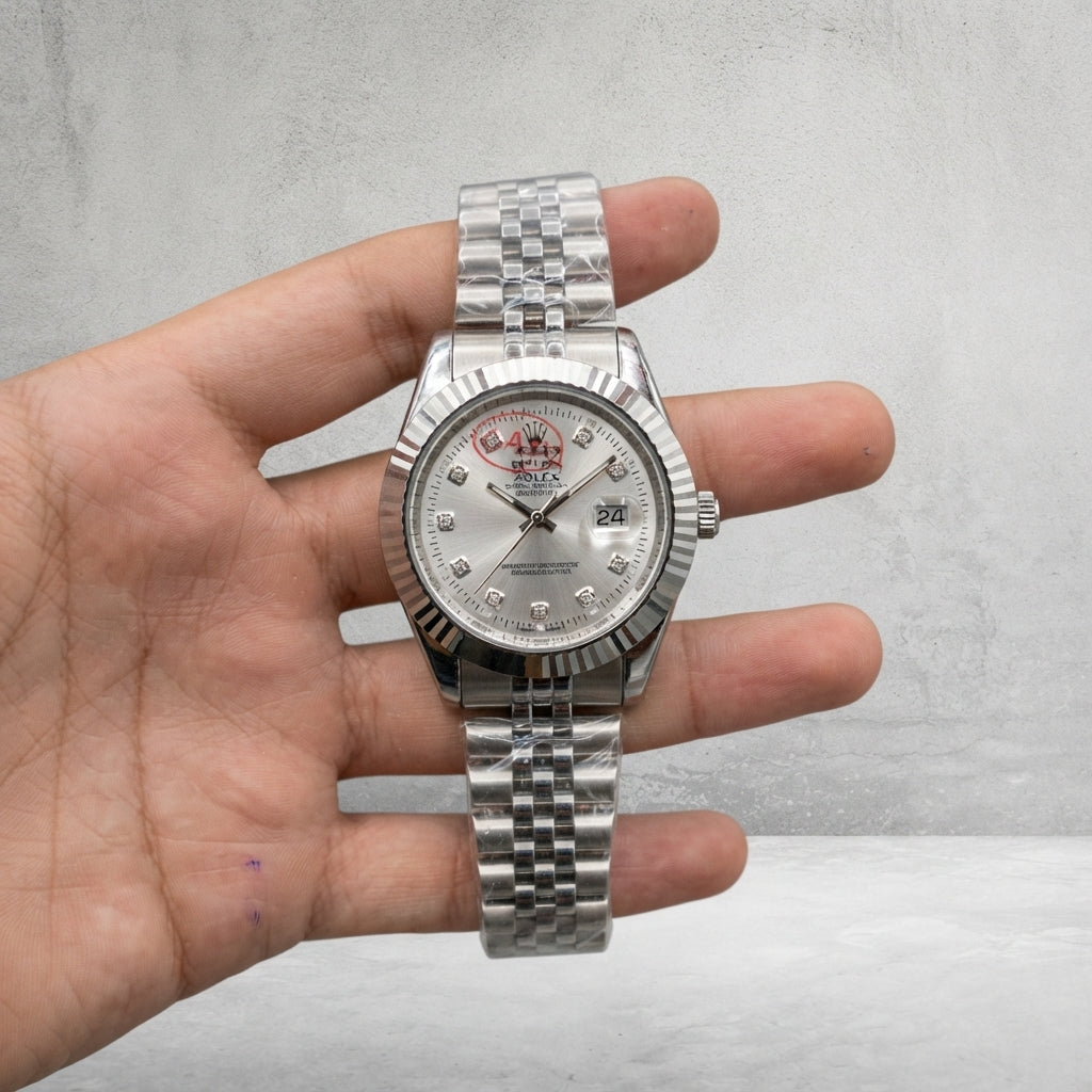 Stylish Dial Analog Wristwatch for Men