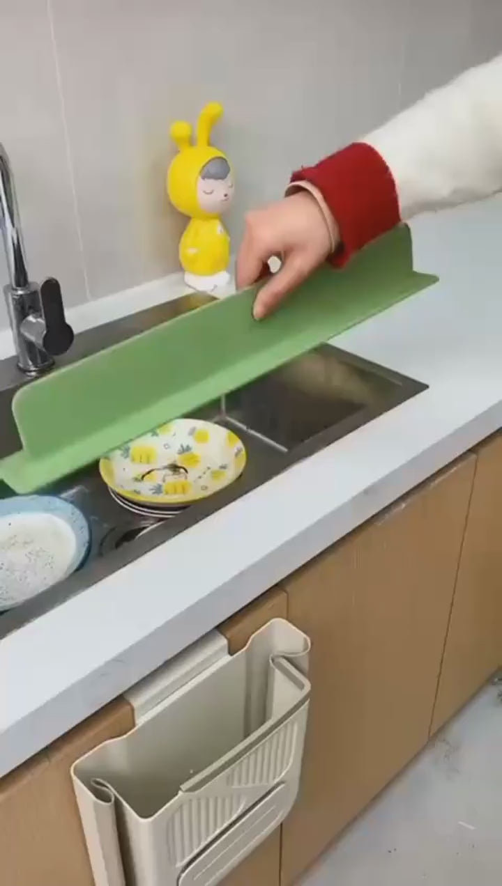 Silicone Sink Splash Guard with Double Suction Cups
